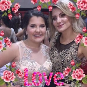 Meet your Posher, Hannah